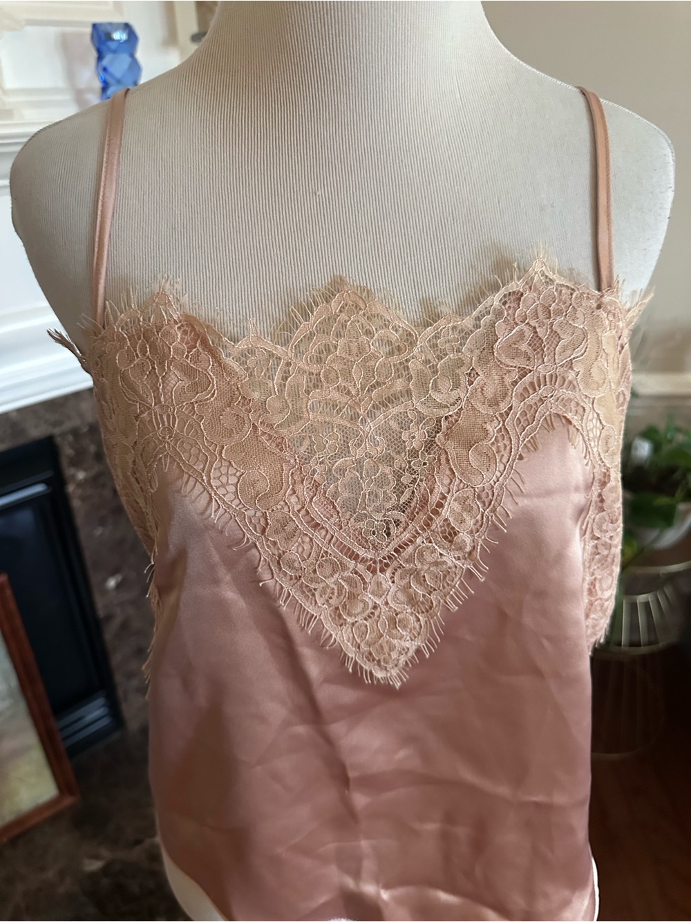 Forever 21 Satin Lace-Trim Cami in Rose